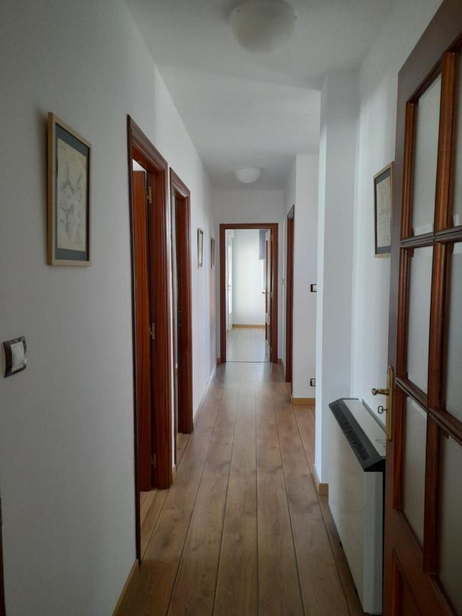 Amplio Y Centrico Piso En O Grove Apartment Екстериор снимка